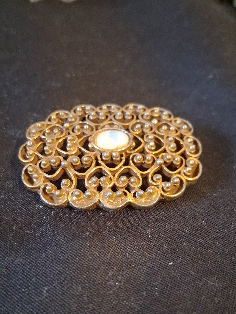 Victorian Style Brooch